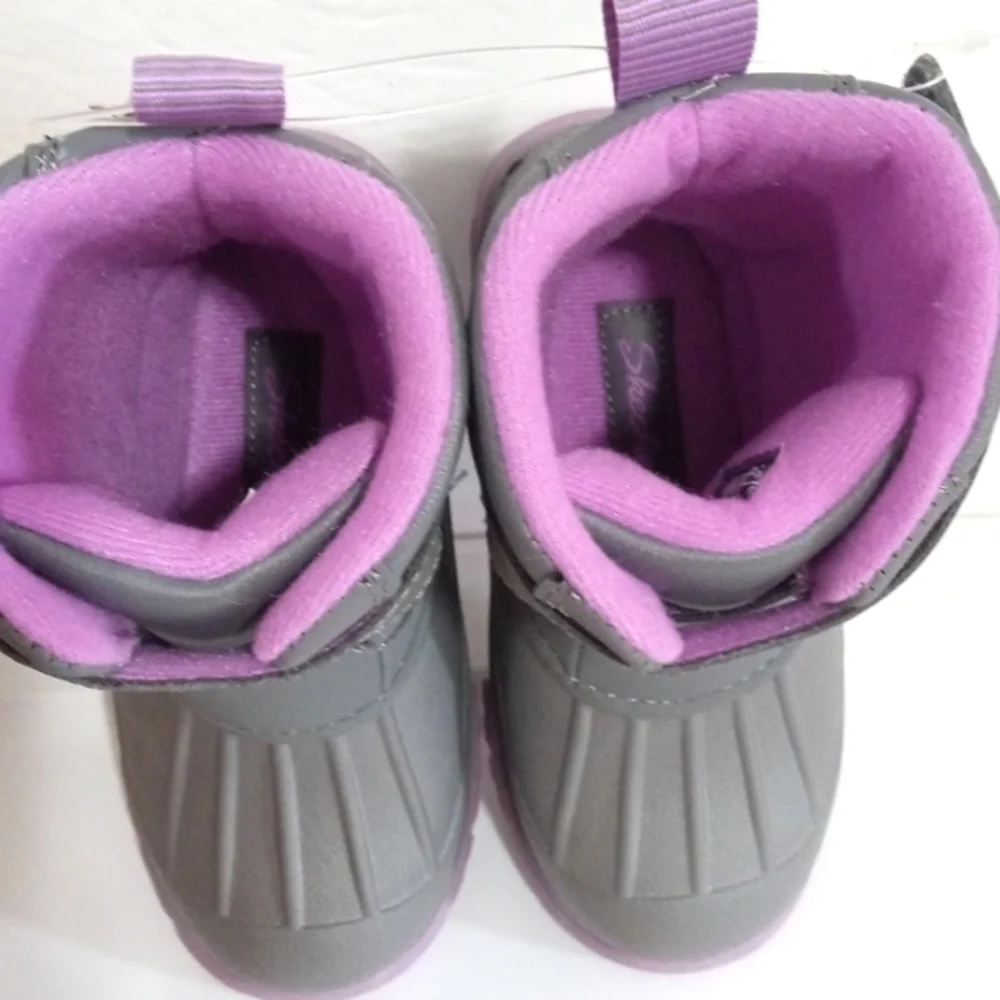 SKECHERS KIDS COLD RATED 29°C WATERPROOF INSULATED RAIN SNOW BOOTS SIZE 8 NWT